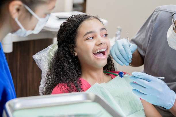 Best Emergency Dentist for Knocked-Out Tooth in Freeman, SD